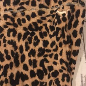 PINK Victoria's Secret Pants - Pink Victoria's Secret leopard leggings PINK Victoria's Secret Pants - Pink Victoria's Secret leopard leggings